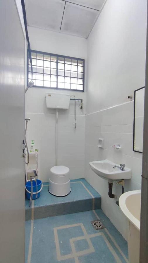 Pulai Field Aa Homestay Kangar Exterior photo