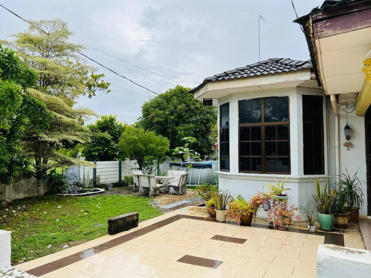 Pulai Field Aa Homestay Kangar Exterior photo